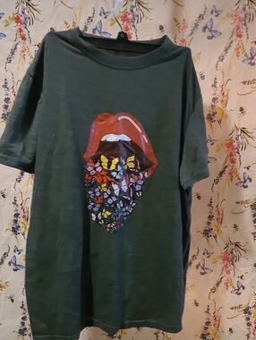 SHEIN Dark Gray Basic Tee